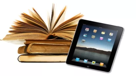 iPad turns heads of some e-reader owners