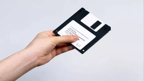 Hewlett Packard unveils ridiculous memory-driven computer