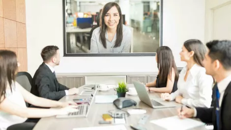 Zoom selects Jabra camera for latest Rooms solution