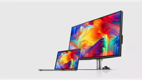 Hands-on Review: BenQ PD3220U monitor