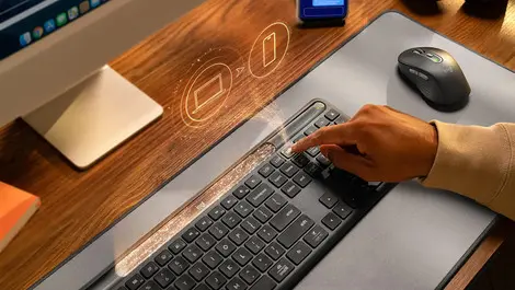 Hands-on Review: Logitech Signature Slim Solar+ K980 wireless keyboard